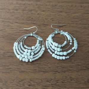 🌸 Beaded concentric loop earrings